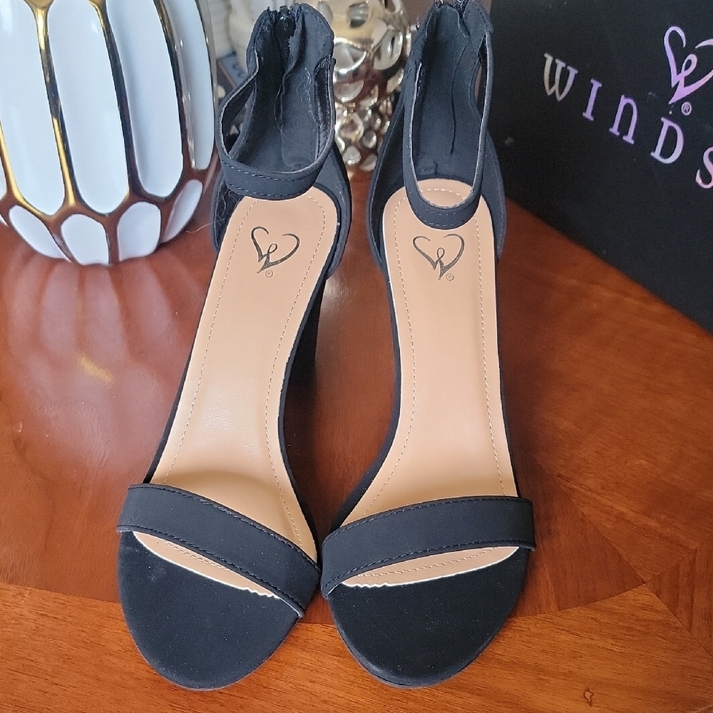 Windsor Black Women's Heels